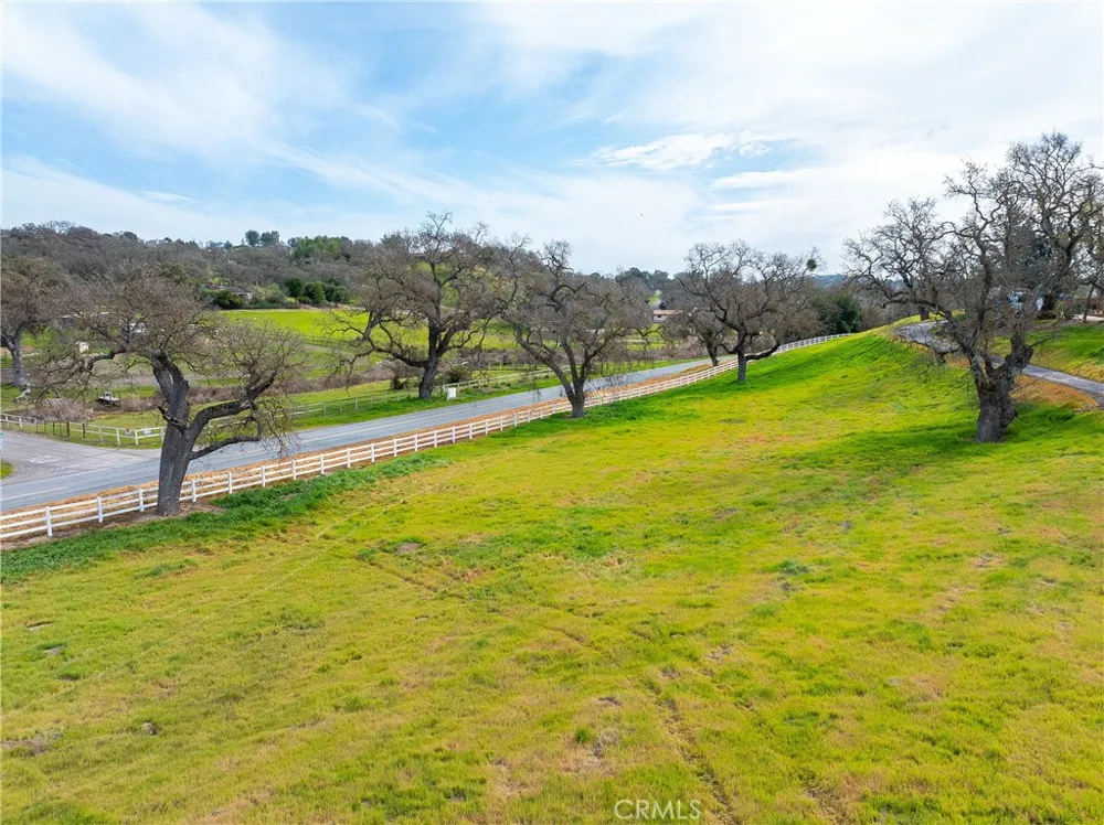 1440 Fire Rock Loop Templeton, CA 93465
