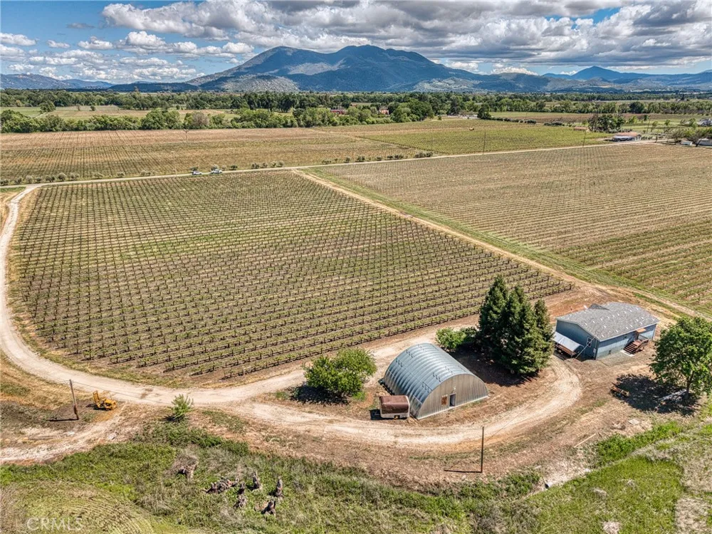 2195 stone Drive Lakeport, CA 95453