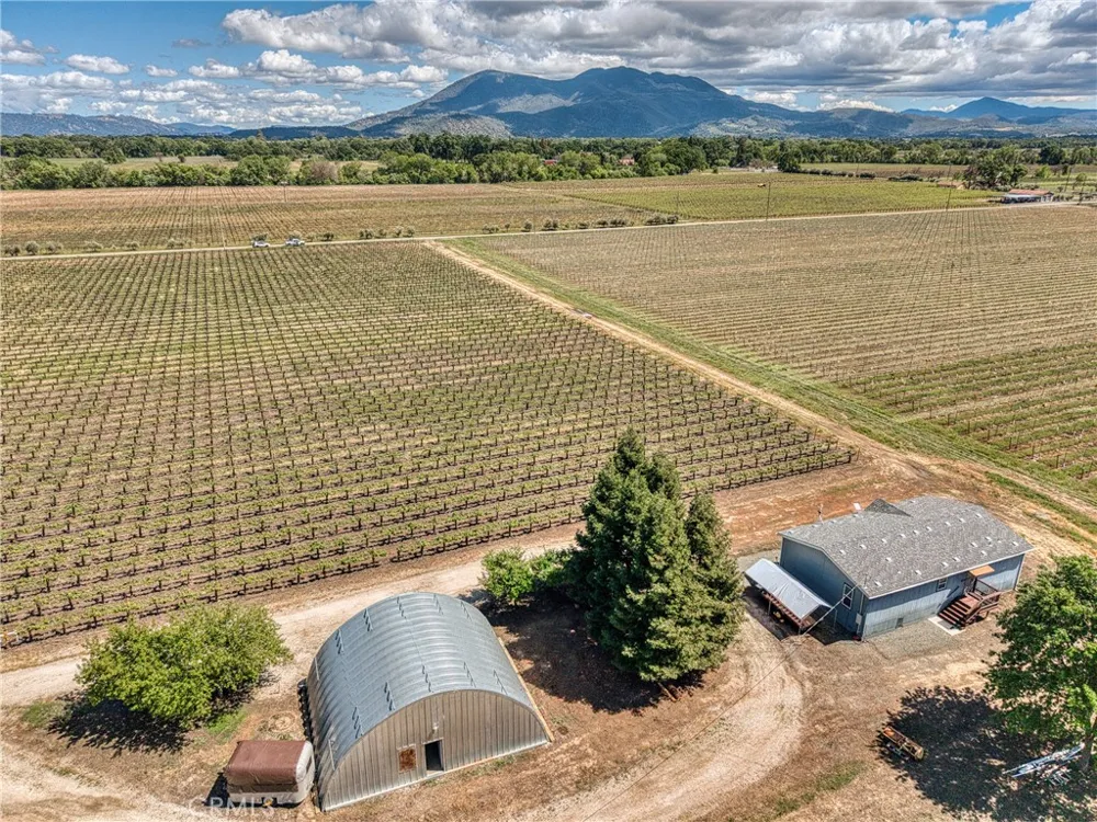 2195 stone Drive Lakeport, CA 95453