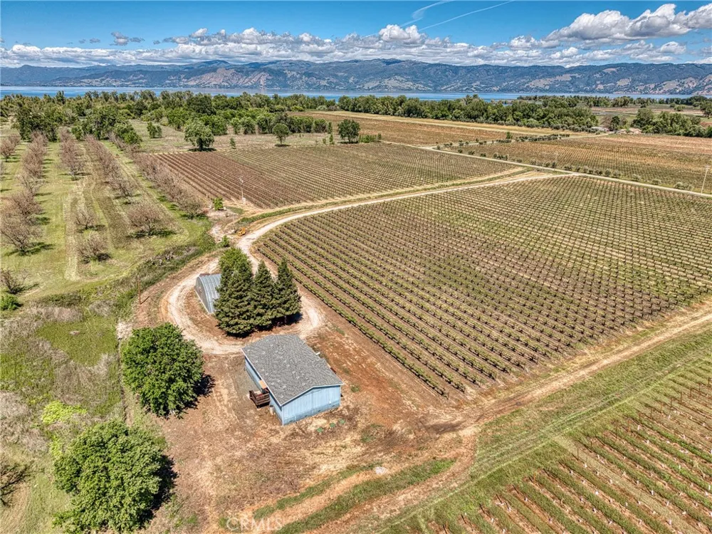 2195 stone Drive Lakeport, CA 95453