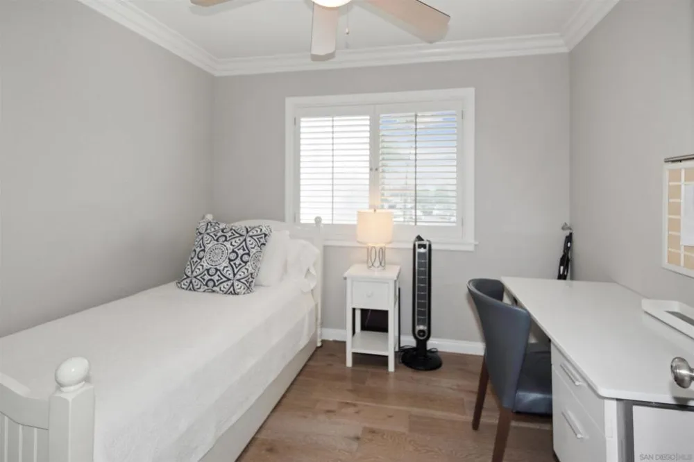 1052 Isabella Avenue #E Coronado, CA 92118