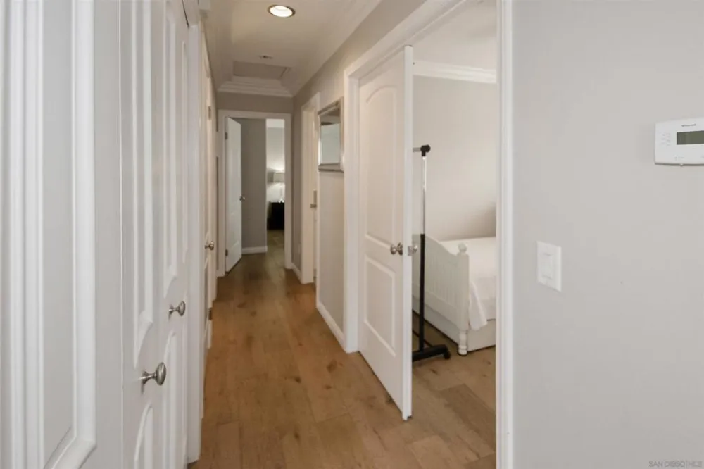 1052 Isabella Avenue #E Coronado, CA 92118