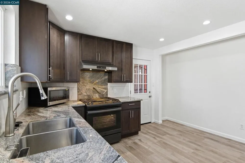 10 12th Street Richmond, CA 94801