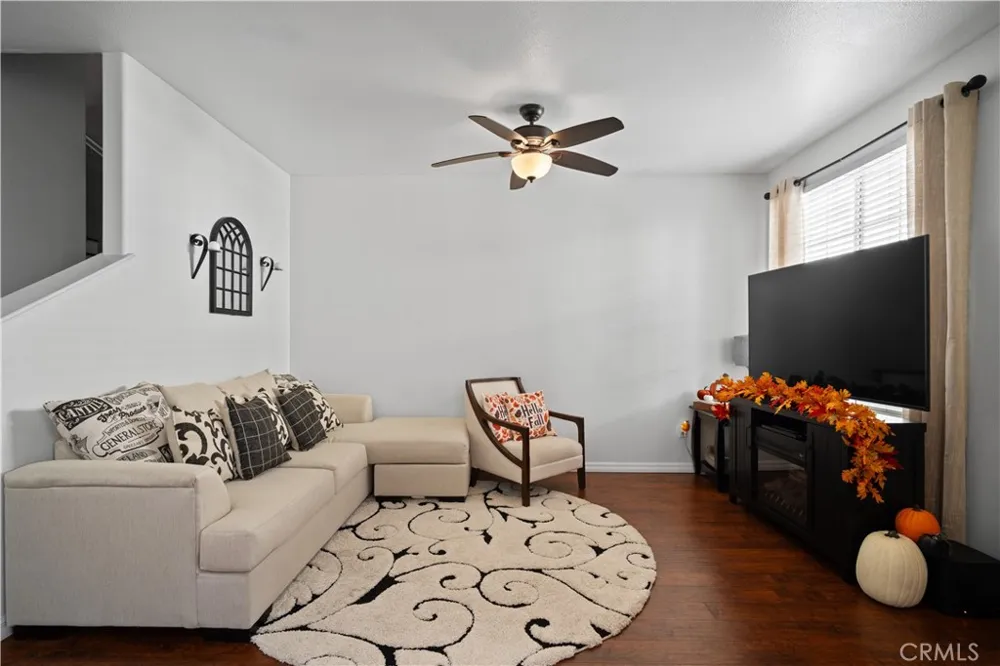 41880 Davenport Way #C Murrieta, CA 92562