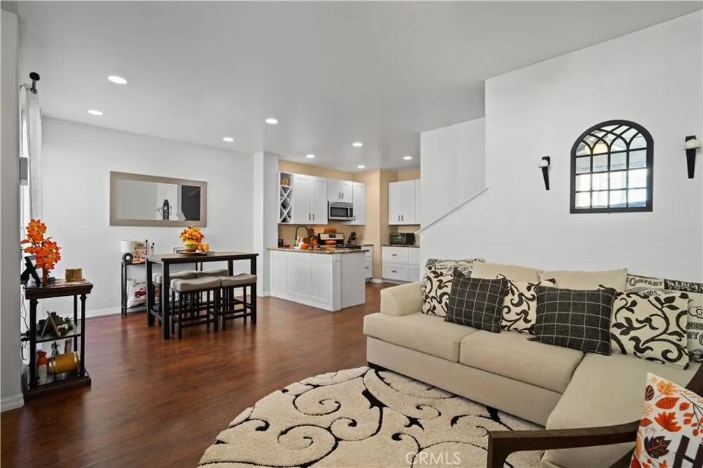 41880 Davenport Way #C Murrieta, CA 92562