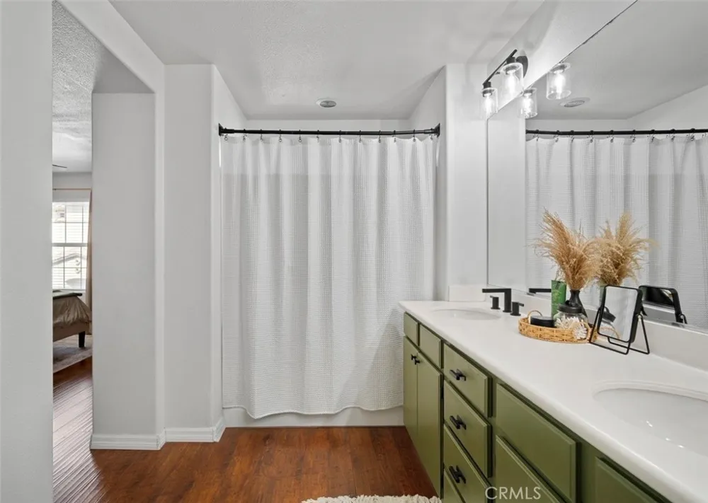 41880 Davenport Way #C Murrieta, CA 92562