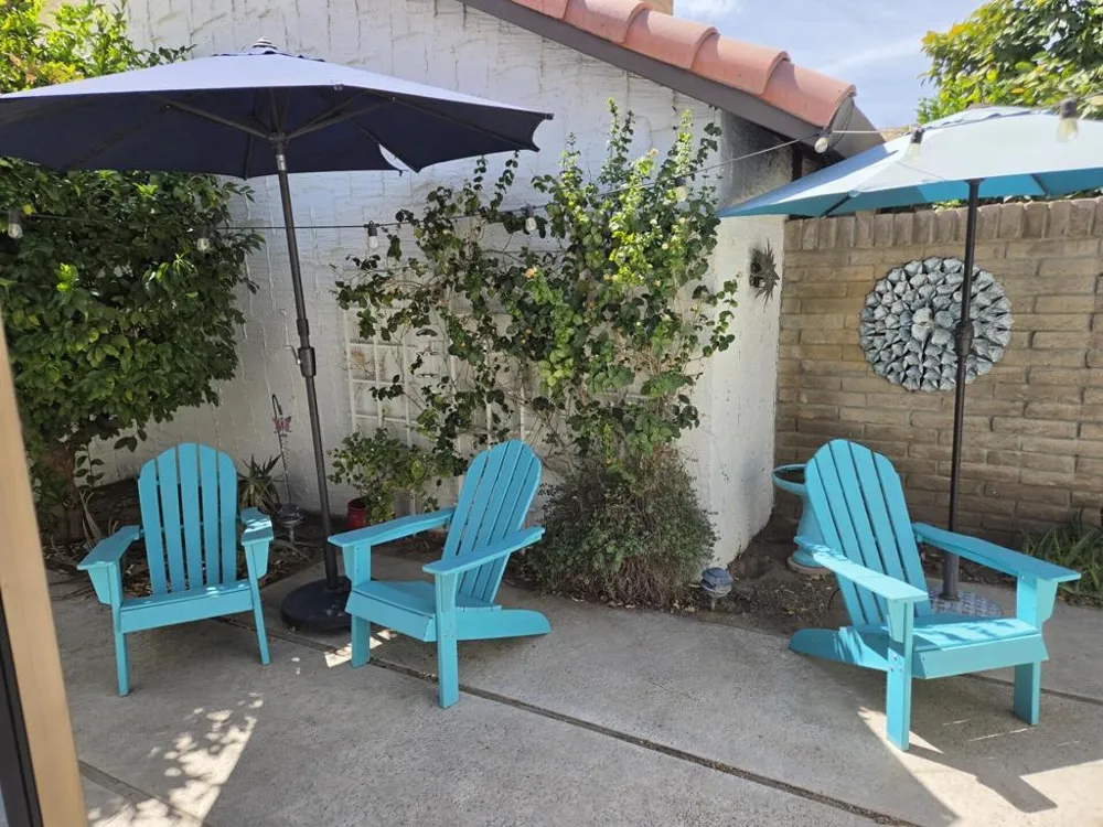 2389 E Miramonte Circle #B Palm Springs, CA 92264
