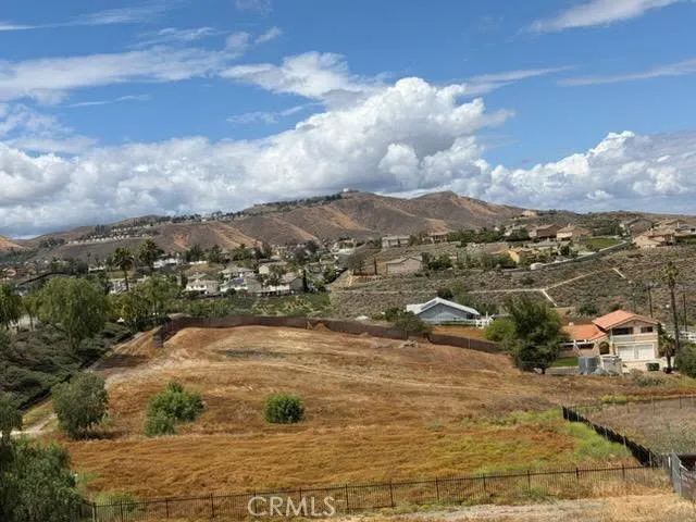 Runner Ridge Riverside, CA 92503
