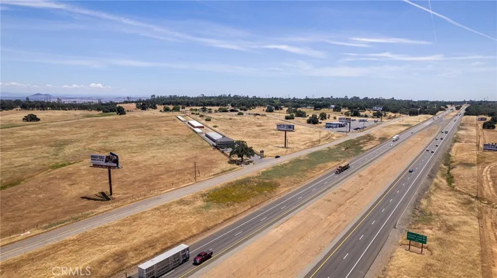 Auction Yard Cottonwood, CA 96022