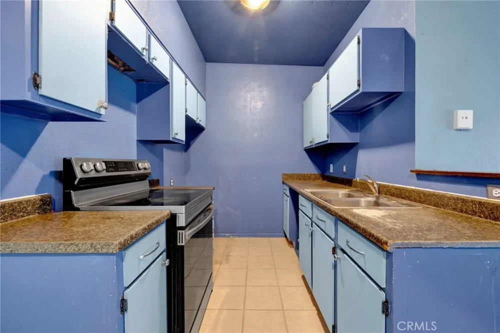 20234 Cantara Street #314 Winnetka, CA 91306
