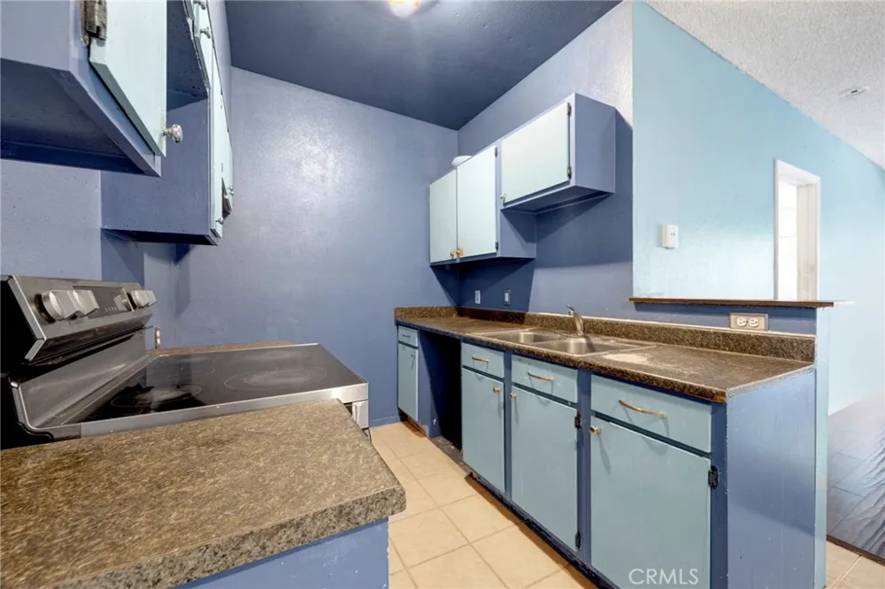 20234 Cantara Street #314 Winnetka, CA 91306