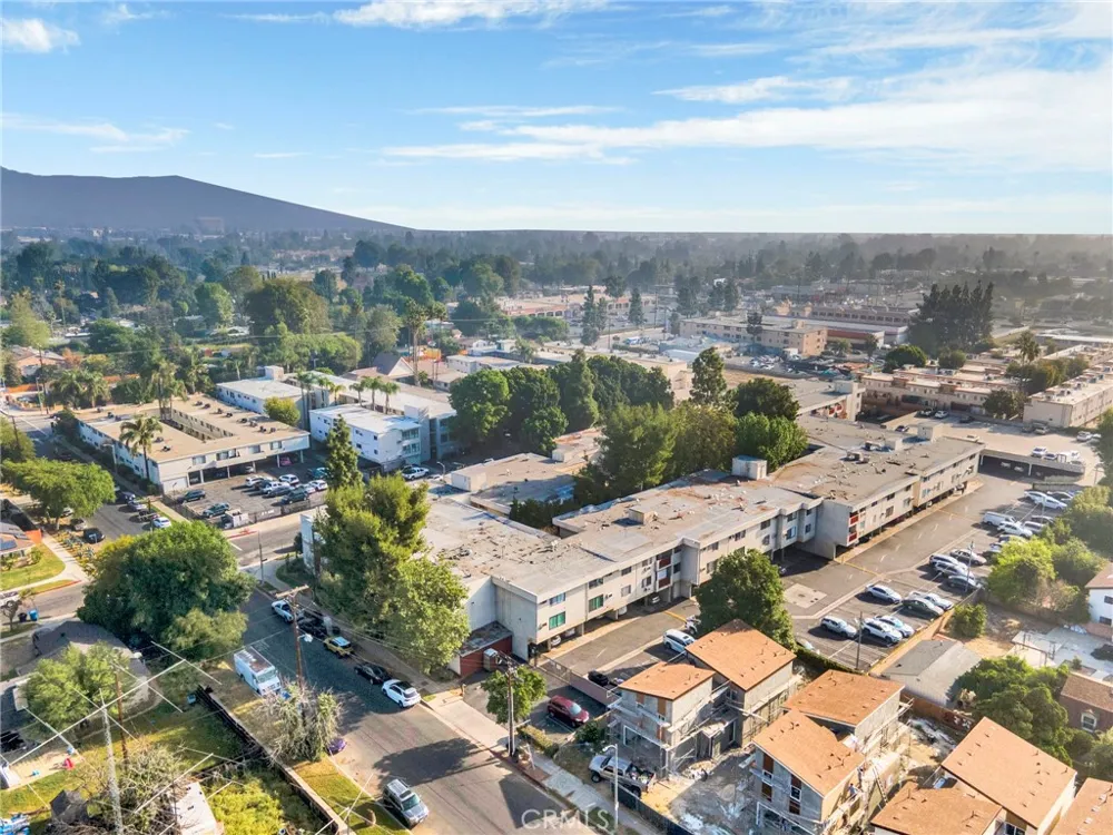 20234 Cantara Street #314 Winnetka, CA 91306