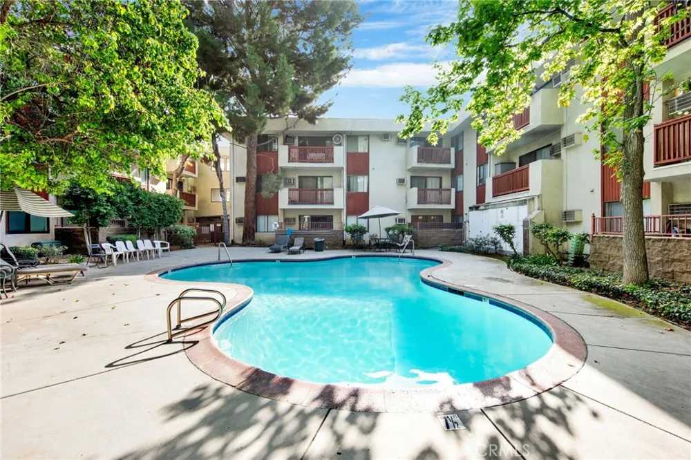 20234 Cantara Street #314 Winnetka, CA 91306