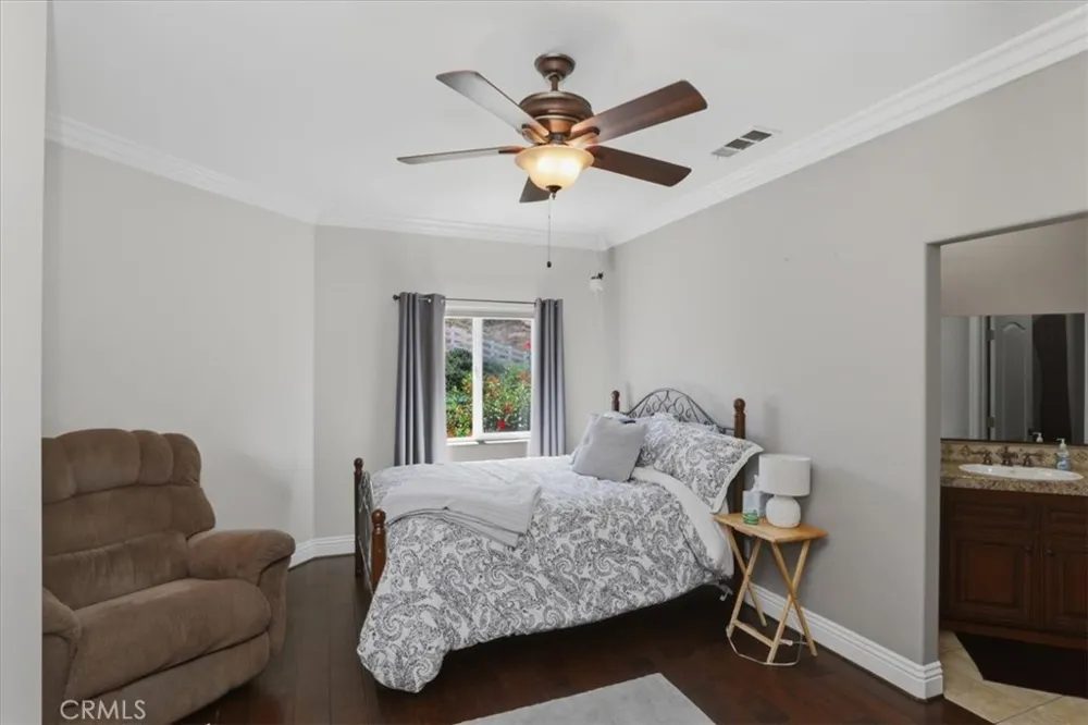 17041 Frankland Riverside, CA 92504