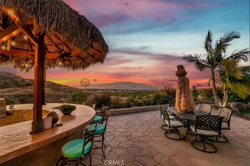 17041 Frankland Riverside, CA 92504