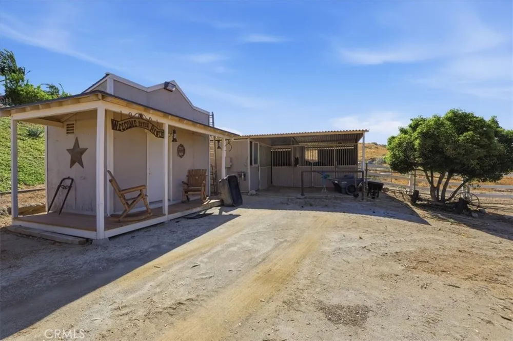 17041 Frankland Riverside, CA 92504