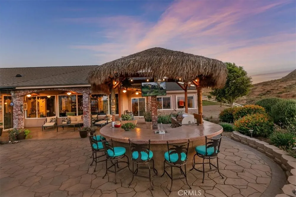 17041 Frankland Riverside, CA 92504
