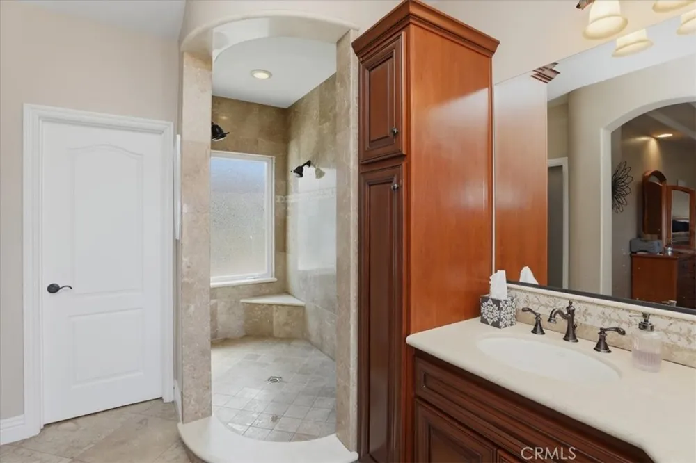 17041 Frankland Riverside, CA 92504