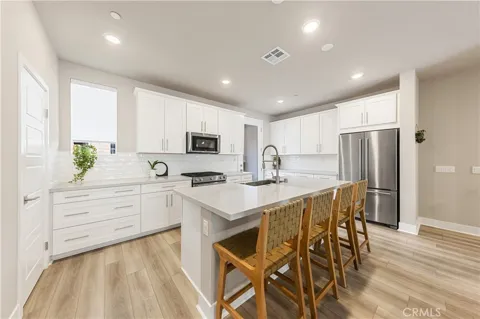 1484 Sunrise Ln.