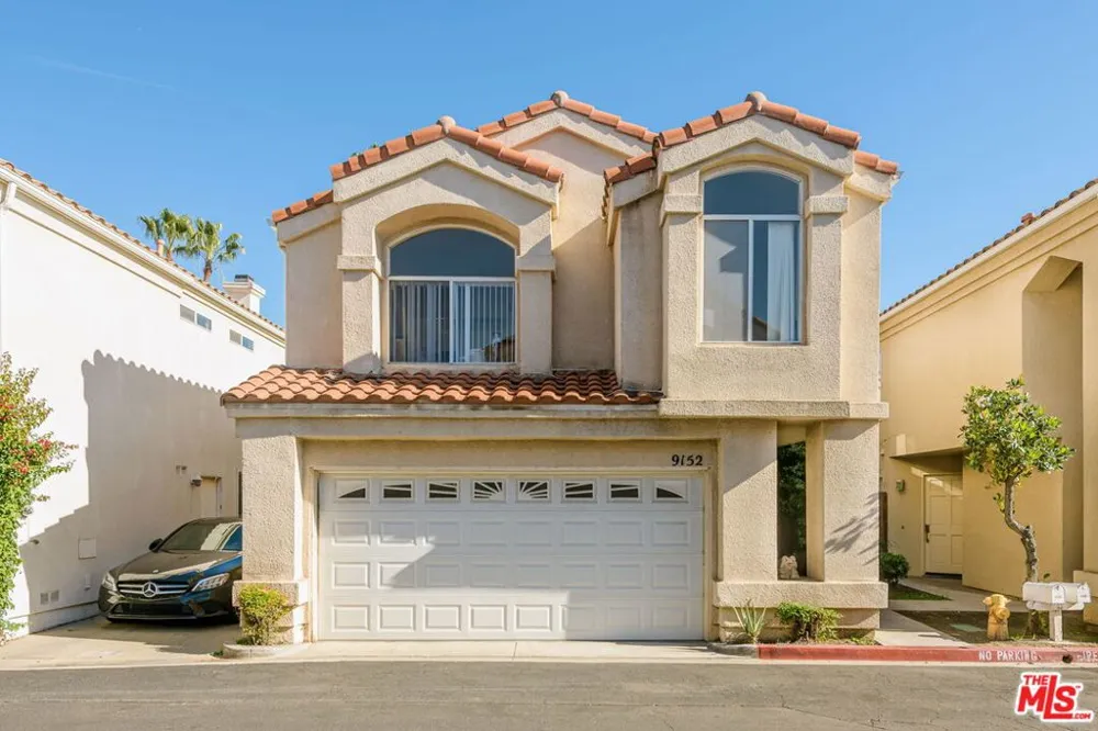 9152 Vincente Way North Hills, CA 91343