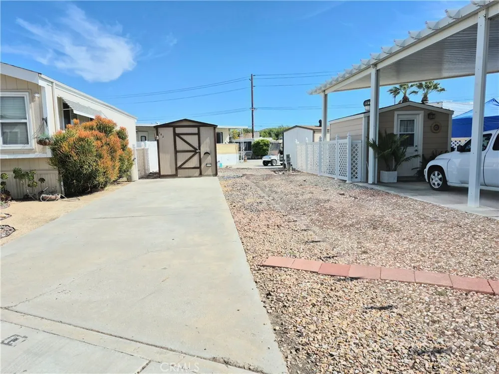 1295 S Cawston Avenue Hemet, CA 92545
