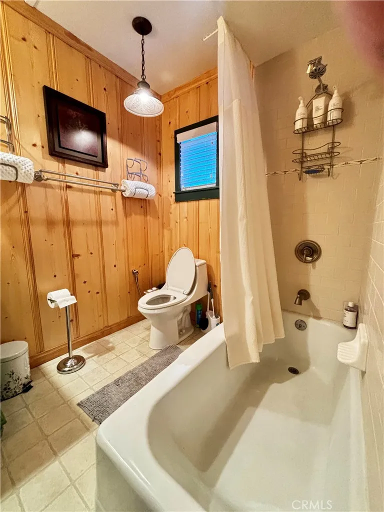 27048 State Highway 189 Blue Jay, CA 92317