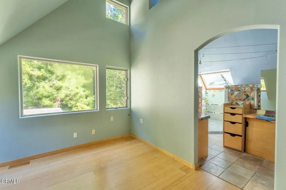 33100 Frog Pond Road Little River, CA 95456