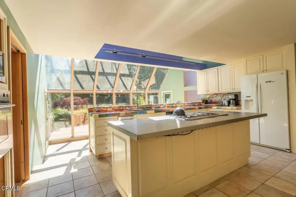 33100 Frog Pond Road Little River, CA 95456