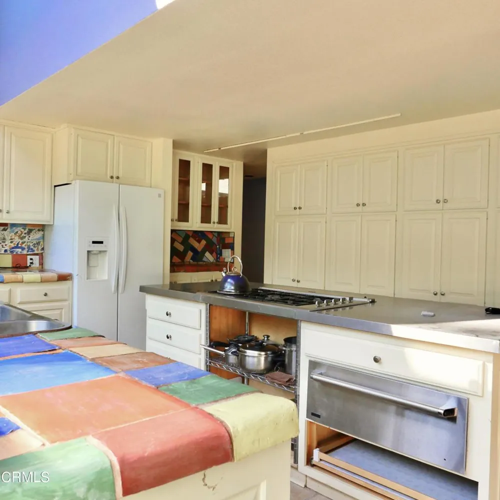 33100 Frog Pond Road Little River, CA 95456