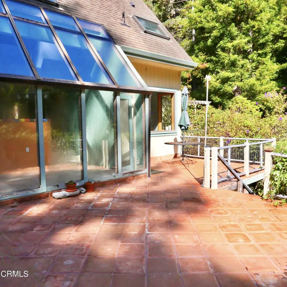 33100 Frog Pond Road Little River, CA 95456