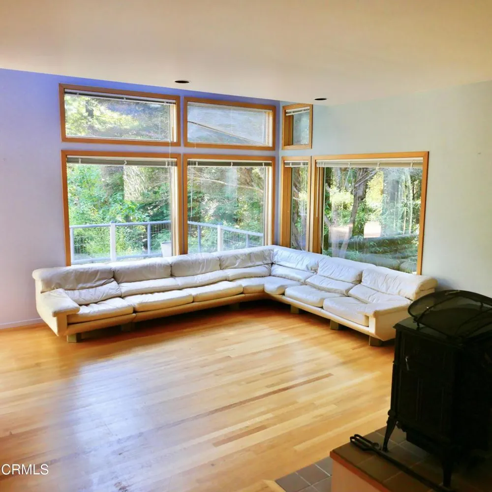 33100 Frog Pond Road Little River, CA 95456