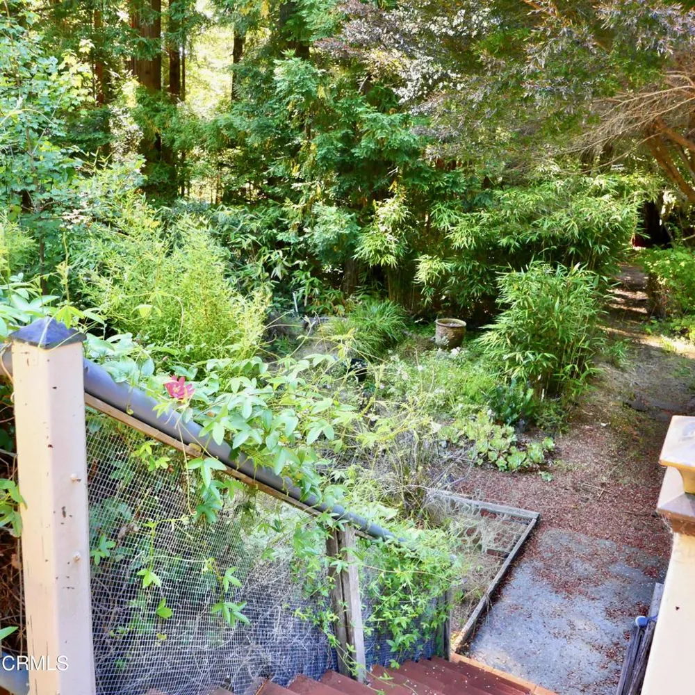 33100 Frog Pond Road Little River, CA 95456