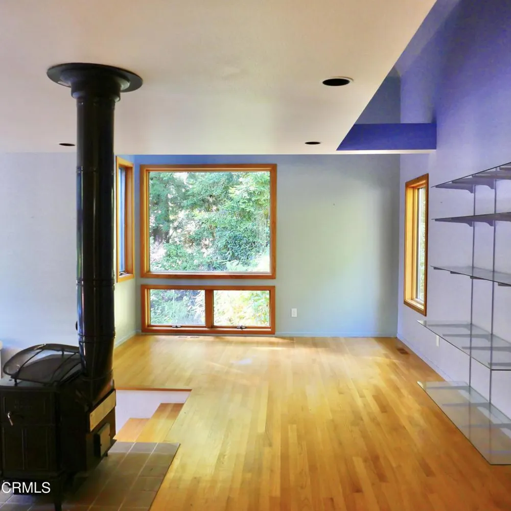 33100 Frog Pond Road Little River, CA 95456