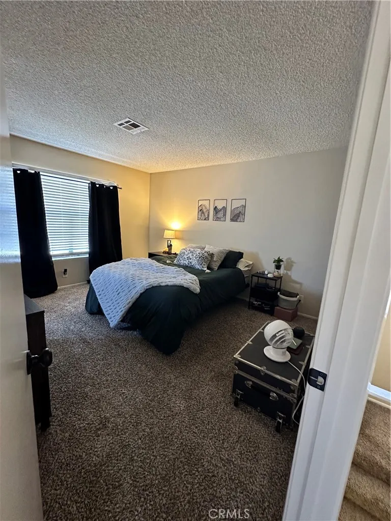 1537 W Avenue L #4 Lancaster, CA 93534