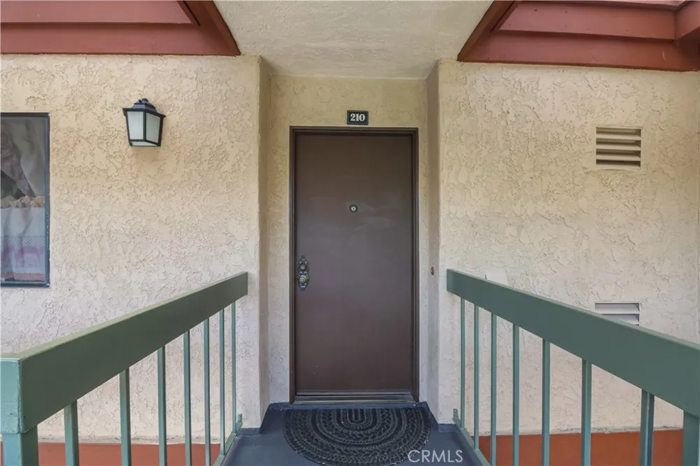 2500 E Willow #210 Signal Hill, CA 90755