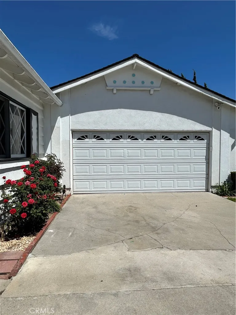 10135 Nichols Street Bellflower, CA 90706