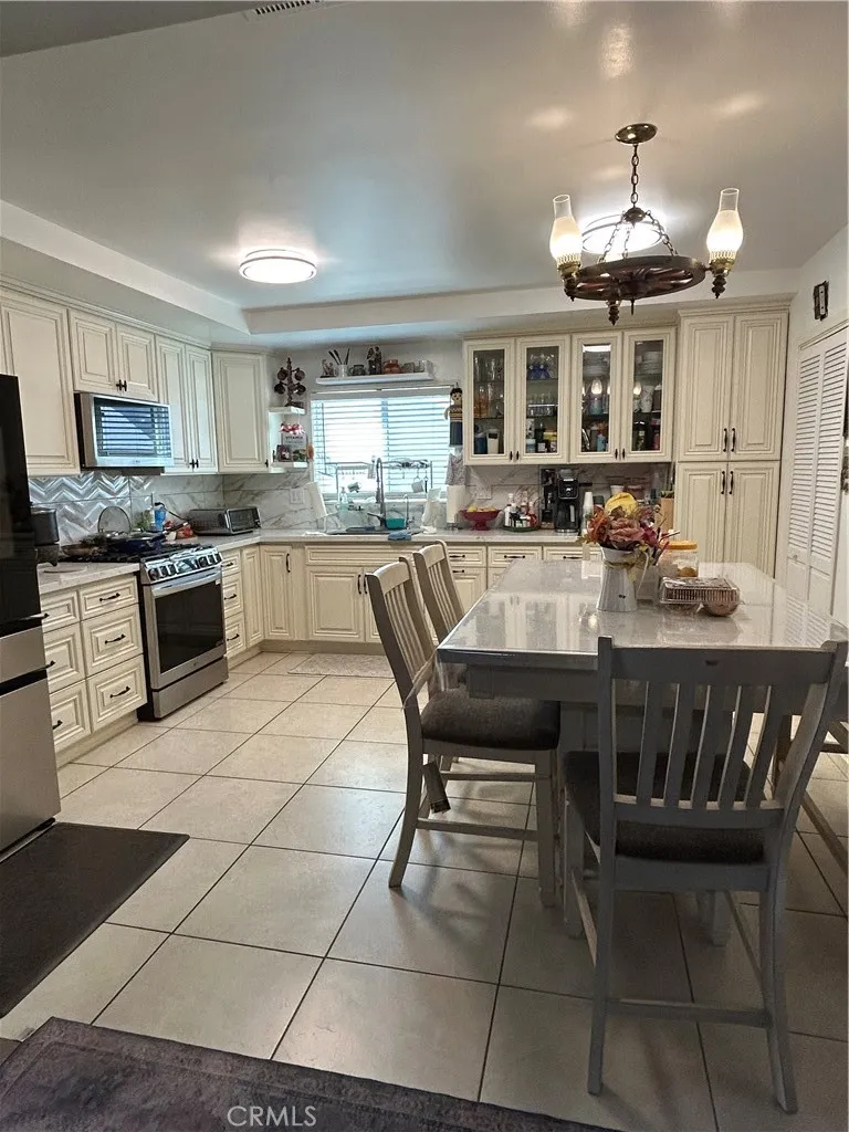 10135 Nichols Street Bellflower, CA 90706