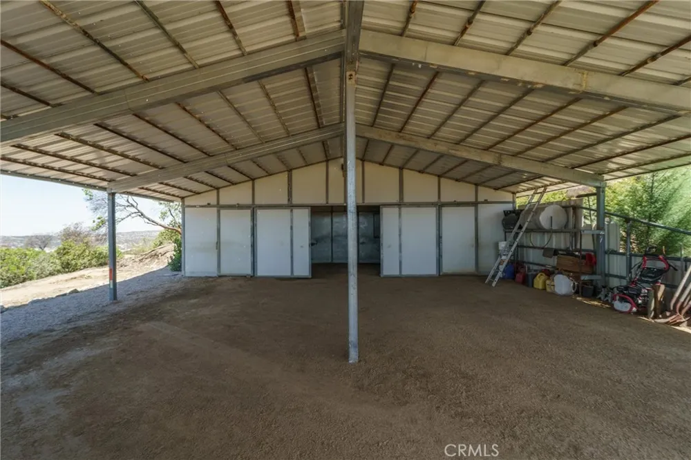 40230 Crazy Horse Canyon Road Aguanga, CA 92536