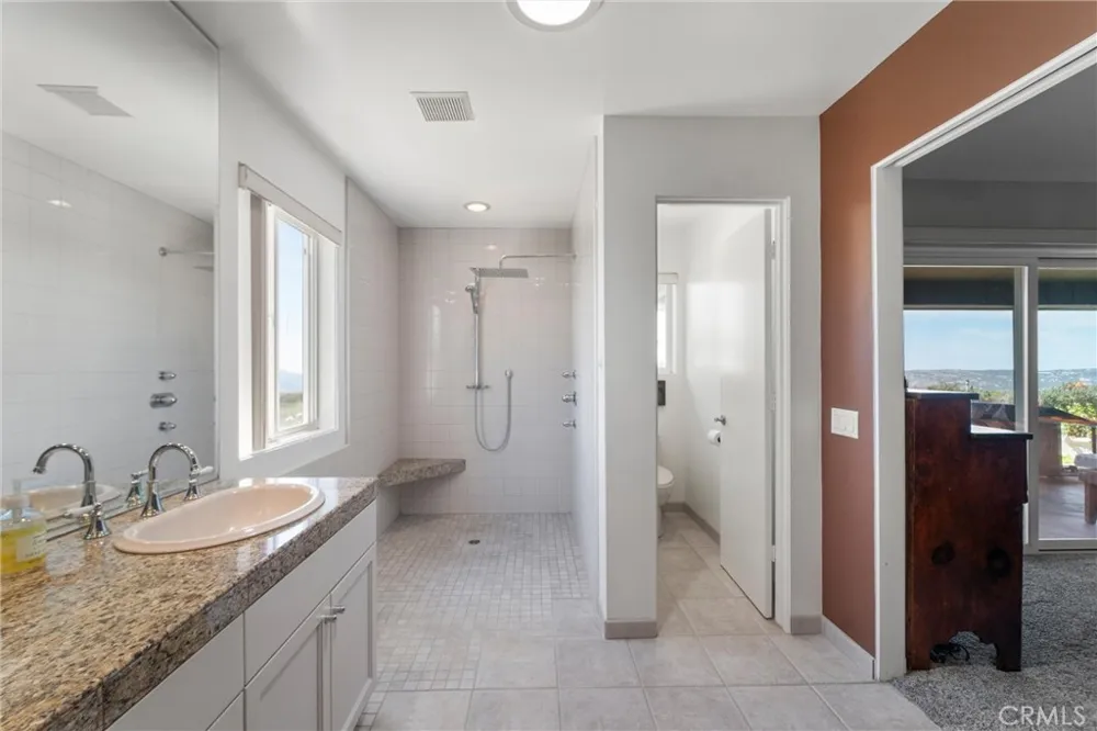 40230 Crazy Horse Canyon Road Aguanga, CA 92536
