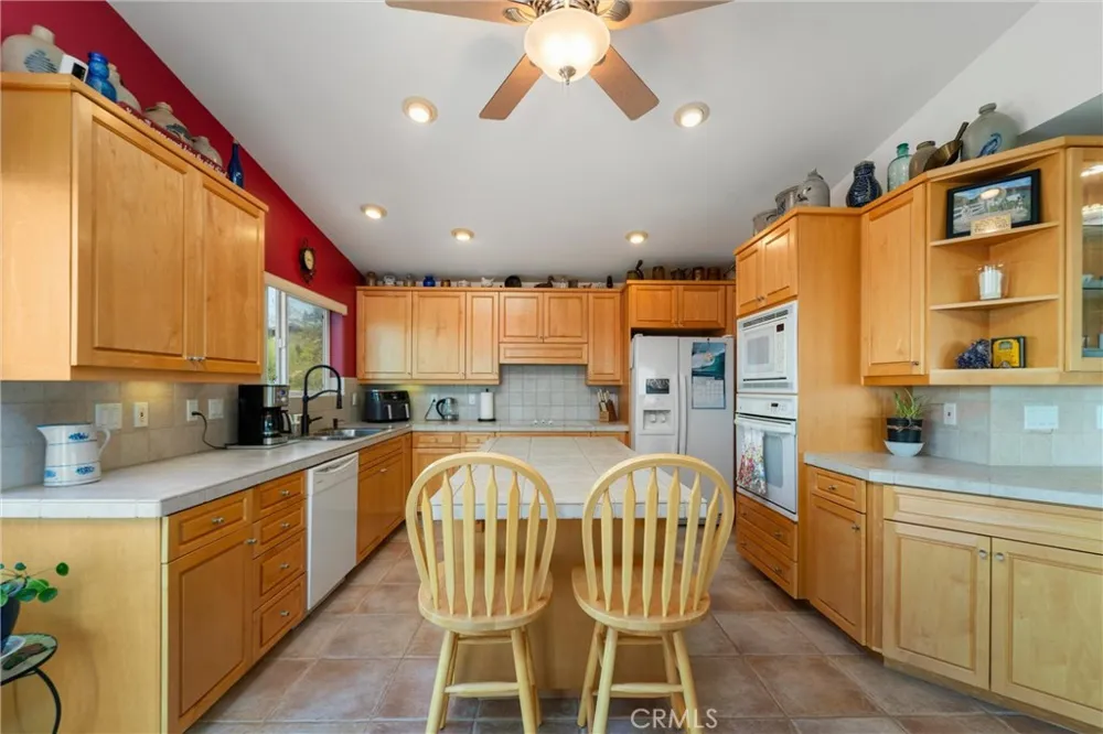 40230 Crazy Horse Canyon Road Aguanga, CA 92536