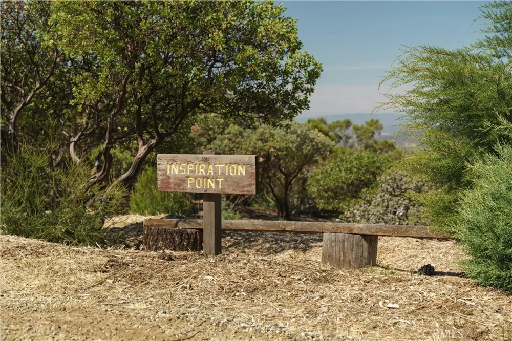 40230 Crazy Horse Canyon Road Aguanga, CA 92536
