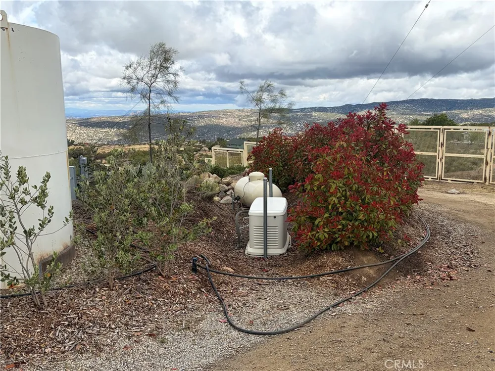 40230 Crazy Horse Canyon Road Aguanga, CA 92536