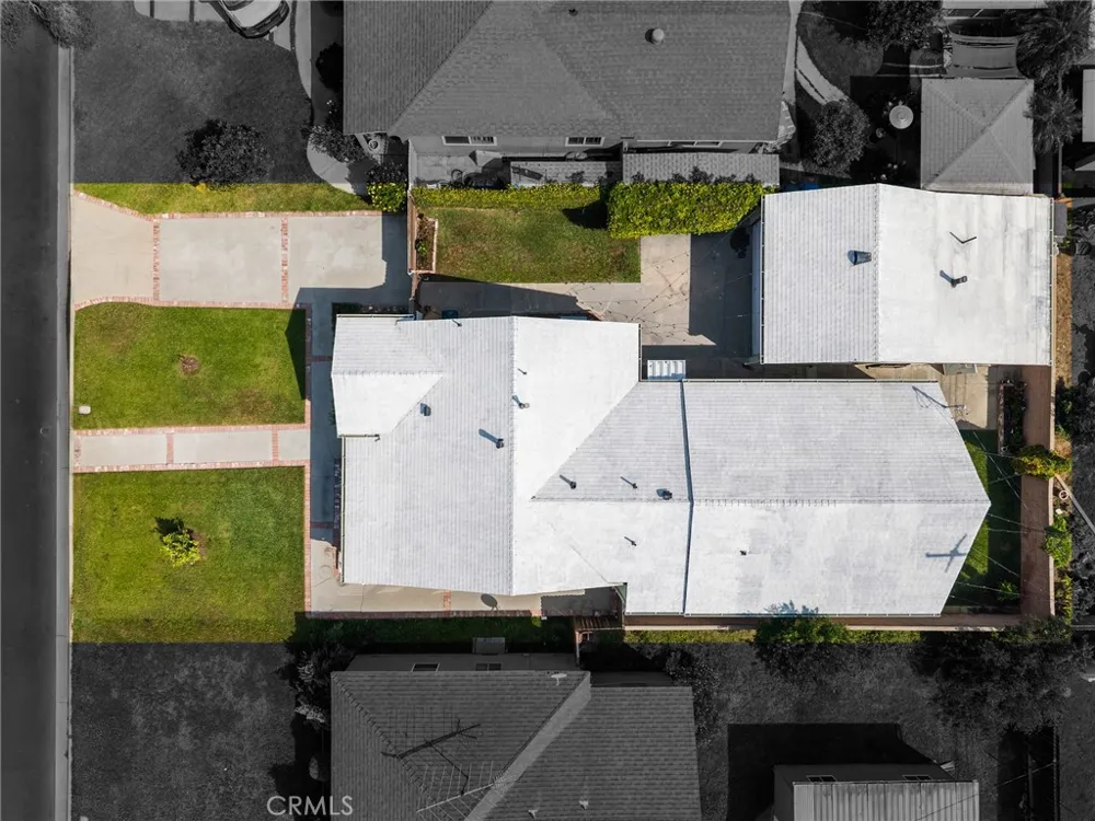 15302 Casimir Avenue Gardena, CA 90249