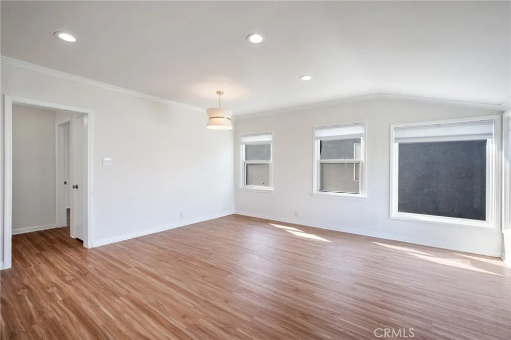 15302 Casimir Avenue Gardena, CA 90249