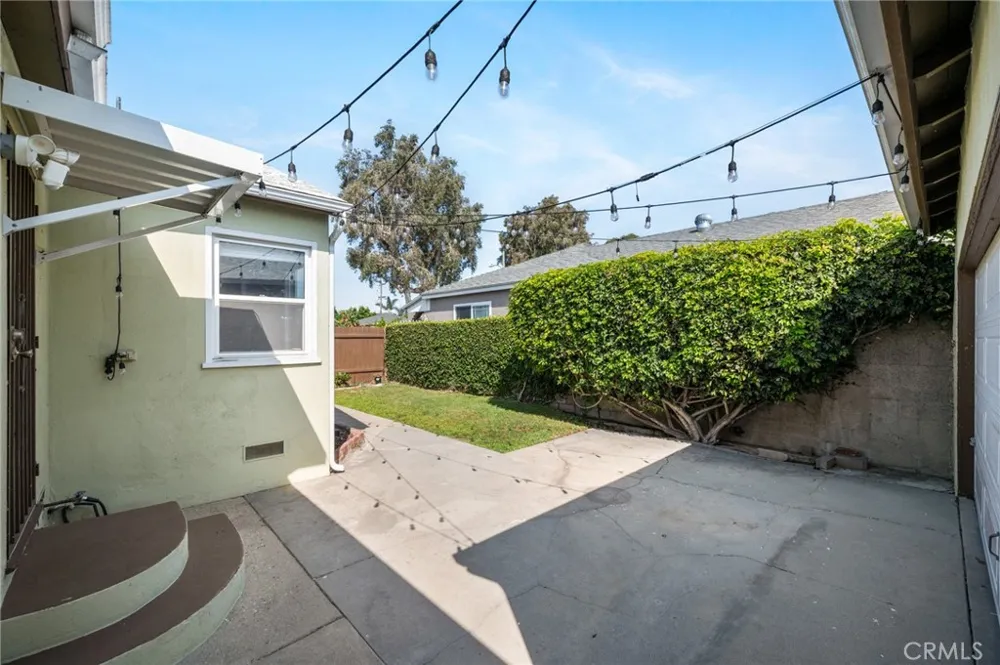 15302 Casimir Avenue Gardena, CA 90249