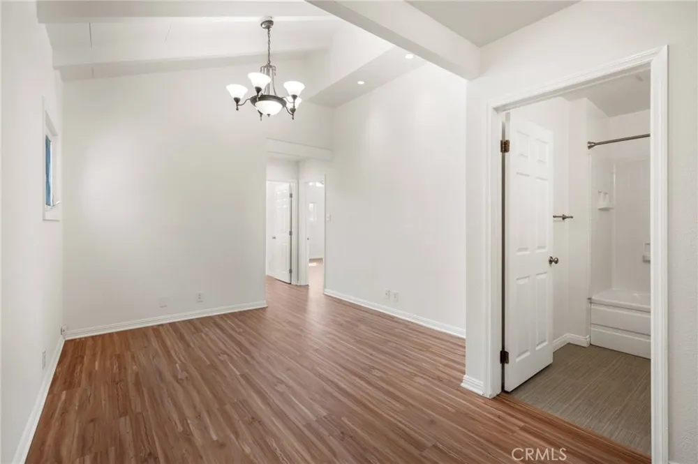 15302 Casimir Avenue Gardena, CA 90249