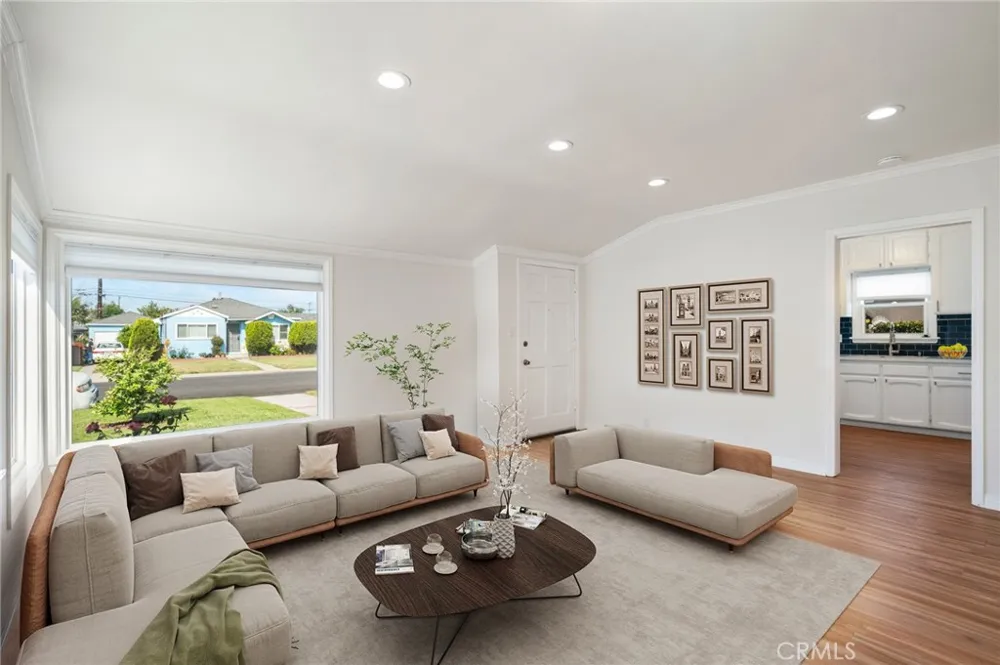 15302 Casimir Avenue Gardena, CA 90249