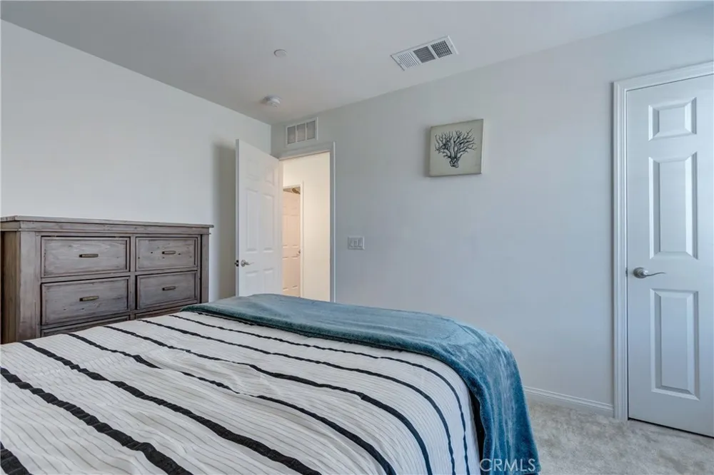 571 E Alru Rialto, CA 92376