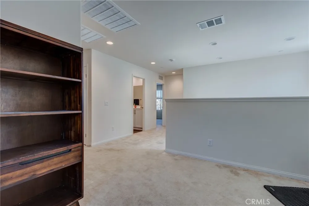 571 E Alru Rialto, CA 92376