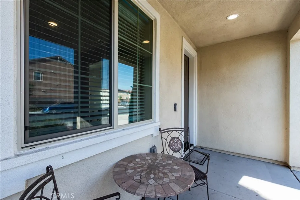 571 E Alru Rialto, CA 92376